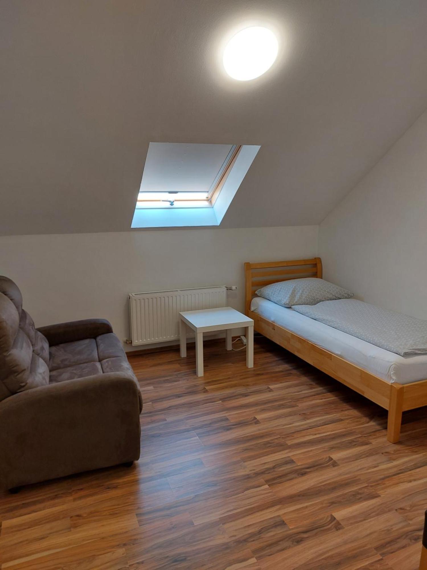 Eisenstadt Apartments Room photo